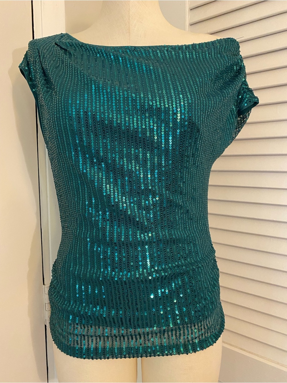 NWT- Grace Karin Green Sequined Short Sleeve Top- Size Small